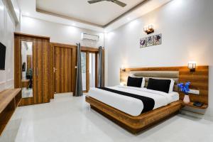 Townhouse Kathgharia Chowk