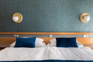 Triple Room room in Hotel Alp