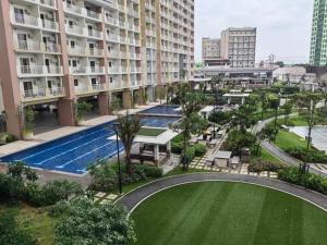 ivan staycation aparthotel Infina south