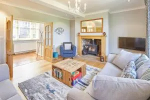 Just The Place River View 3 BR Cottage in Masham - 比代尔