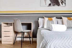 City Centre Apartment - close by tomain shops, attractions, bars & more!