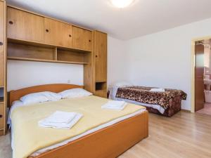 Scenic Seafront Brsec Apartment