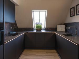 Arran Shores Luxury Shorefront Penthouse Suite 12