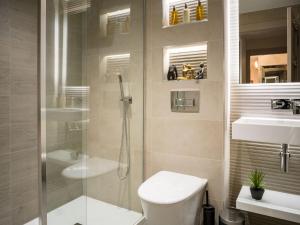 Arran Shores Luxury Shorefront Apartment 5