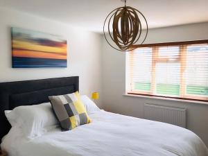 A Modern Holiday Home in the Heart of St Merryn