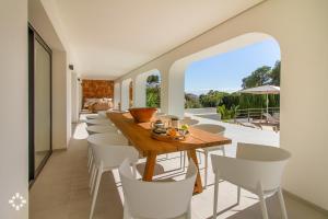 Villa Mastella by Abahana Luxe