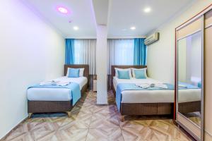 Twin Room room in Hotel Silviya