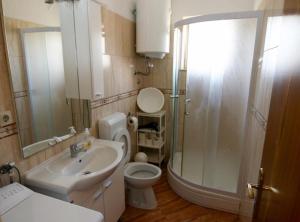 Spacious Beachfront Apartment Ciovo