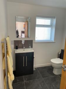 A Modern Holiday Home in the Heart of St Merryn