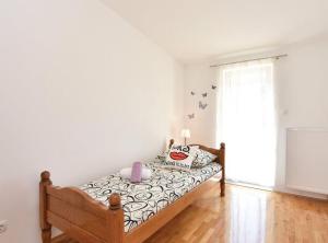 Serene Villa with Pool, BBQ, and Authentic Tavern Surrounded by Nature