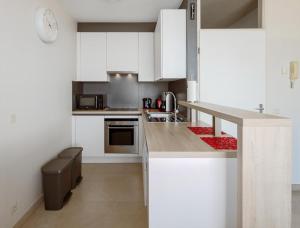 Ysera Iii 1Oo4 G-2I87