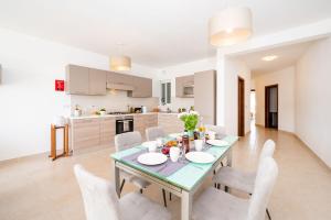 Hillock Residence Apartments