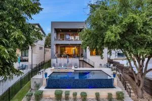 Lakeshore Retreat with Concierge Services - Burnet