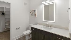 Landing at Station at Crestline - 2 Bedrooms in Mountain Brook