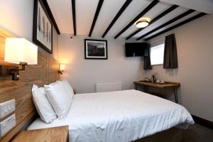 Swan, Thatcham by Marstons Inns