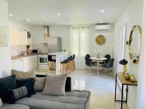 Villas Magnifique MAISON de 80m2, proche CDG & PARIS : photos des chambres