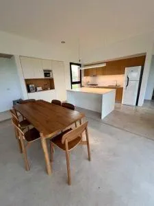 Casa de diseño en Chacras de la Trinidad - Máximo Paz