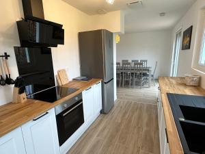 Maisons de vacances Villa ISKA - 6Velos-Calme-Piscine-Moderne-Centre-Port-Plages : photos des chambres