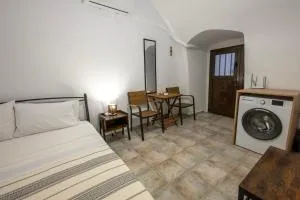 Camara Mani - Éxo Nímfion