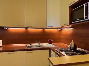 Appartement skis aux pieds, 6 pers avec parking, Montgenèvre - FR-1-330D-7