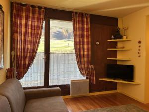 Appartement skis aux pieds, 6 pers avec parking, Montgenèvre - FR-1-330D-7