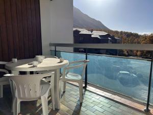 Studio montagne 4 pers. avec balcon, pistes à 100m, parking, local à skis - Montgenèvre - FR-1-330D-77