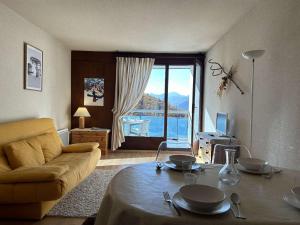 Appartements Studio montagne 4 pers. avec balcon, pistes a 100m, parking, local a skis - Montgenevre - FR-1-330D-77 : photos des chambres