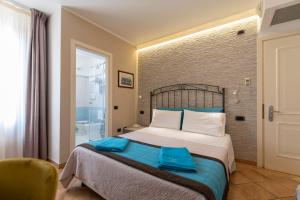 Double or Twin Room with Balcony