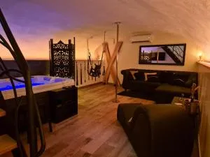 Gîte érotique avec spa privatif - Donzère