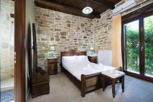 Cozy Stone Villa