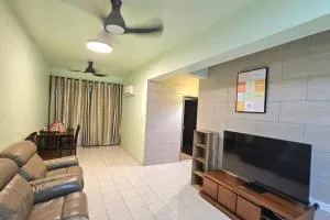 Wulanluna Homestay - Kapayan