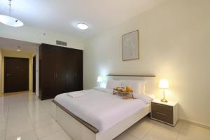 Spacious Studio in JVC by Livbnb