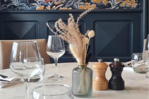 Hotels Kyriad Vannes Centre Ville : photos des chambres