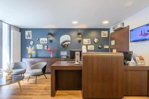 Hotels Kyriad Vannes Centre Ville : photos des chambres