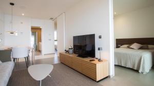 Intempo by Holuxe - 213 - 21st floor