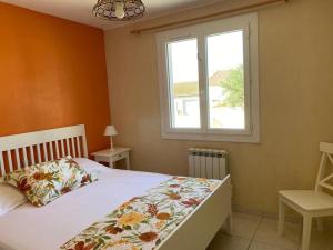 Belle villa spacieuse avec piscine privée, semi climatisée- 10 couchages, wifi, proche canal du midi et à 4 km de la mer LXPIN7