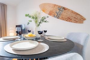 Sadebo Apartments Wave 6 Gäste 2 Schlafzimmer 1 Wohnzimmer