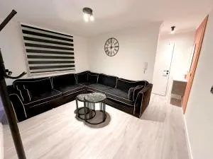 Gezellige bemeubelde gezinswoning voor 6 personen - Les Mazures