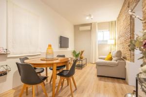 Salado Oasis Suite by Valcambre