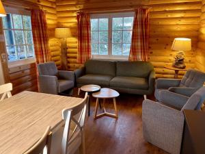 Scandinavian Lodges (by Outdoors Holten)