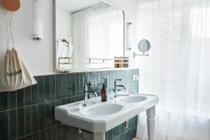 B&B / Chambres d'hotes La Closerie des Capucines : photos des chambres