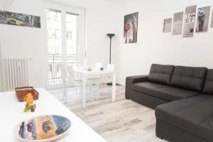 Mi Suzzani - Miláno