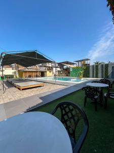 Holiday Suites