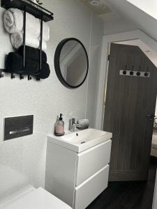 Red Cuillin View Apartment