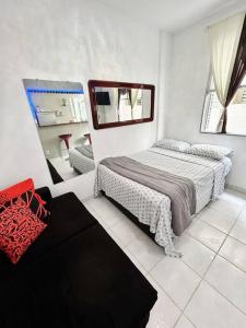 Apt completo frente ao mar