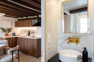 Appartements SUPER CENTRAL - Marais Designer One-Bedroom - FREE Parking : photos des chambres