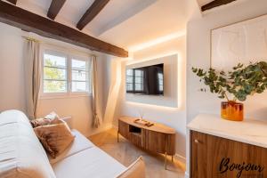 Appartements SUPER CENTRAL - Marais Designer One-Bedroom - FREE Parking : photos des chambres