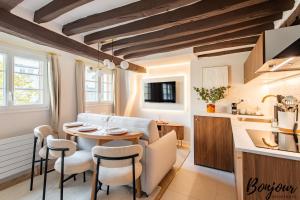 Appartements SUPER CENTRAL - Marais Designer One-Bedroom - FREE Parking : photos des chambres