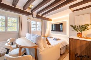 Appartements SUPER CENTRAL - Marais Designer One-Bedroom - FREE Parking : photos des chambres