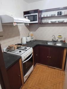 Aniganon departamento con dos habitaciones